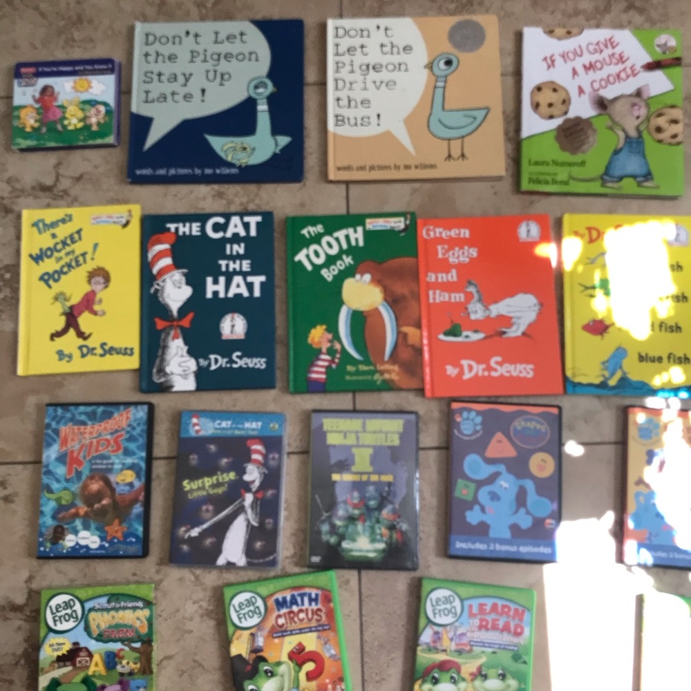 Leapfrog Blue’s Clue’s Learning System DVD & Dr. Seuss Book Mixed Bundle 18 PCS